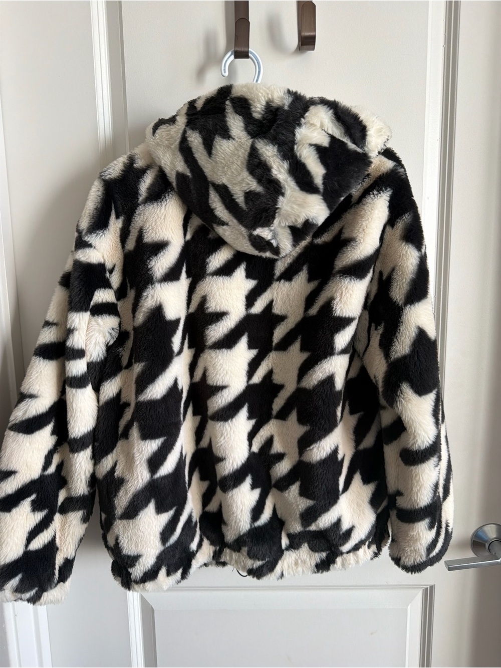 H&M Black & White Houndstooth Faux Fur Hooded Jacket